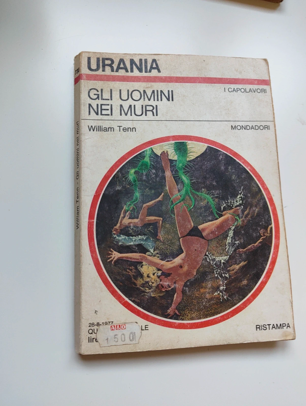 Urania – Gli uomini nei muri n 730 – William Tenn