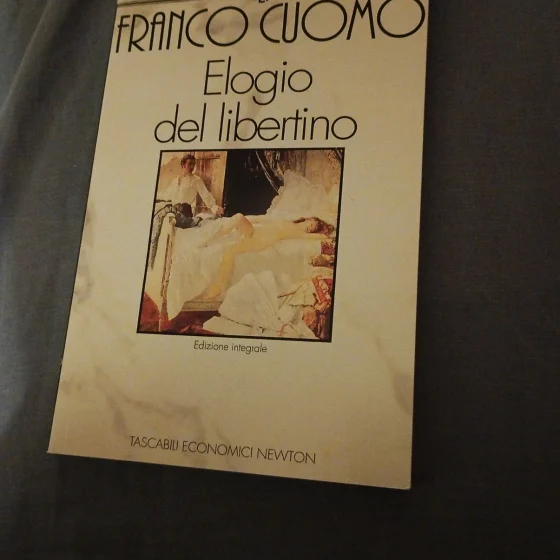 Libro "Elogio del libertino" - Franco Cuomo (100 pagine 1000 lire)