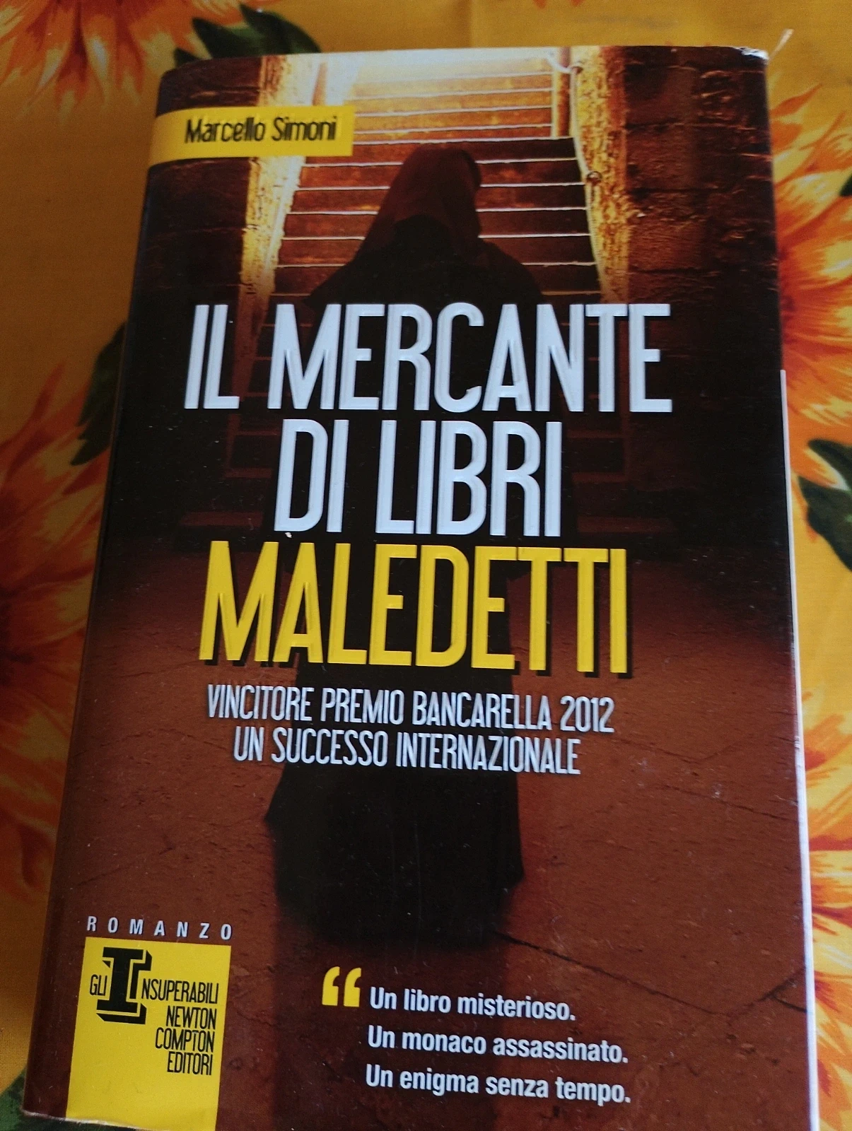 Il mercante di libri maledetti – Marcello Simoni | Newton