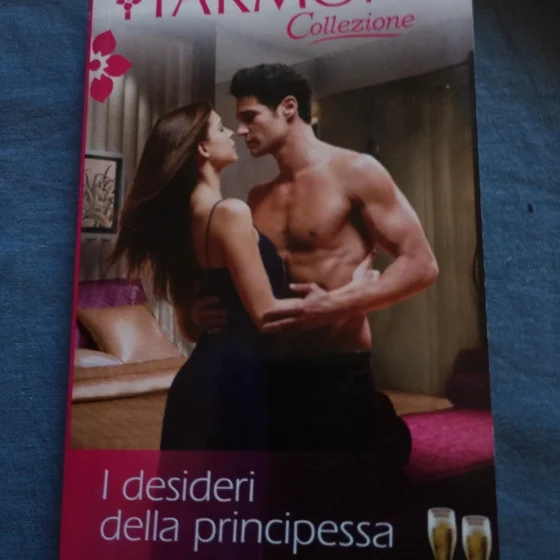 Libro "I desideri della principessa" - Annie West (Harmony Collezione)