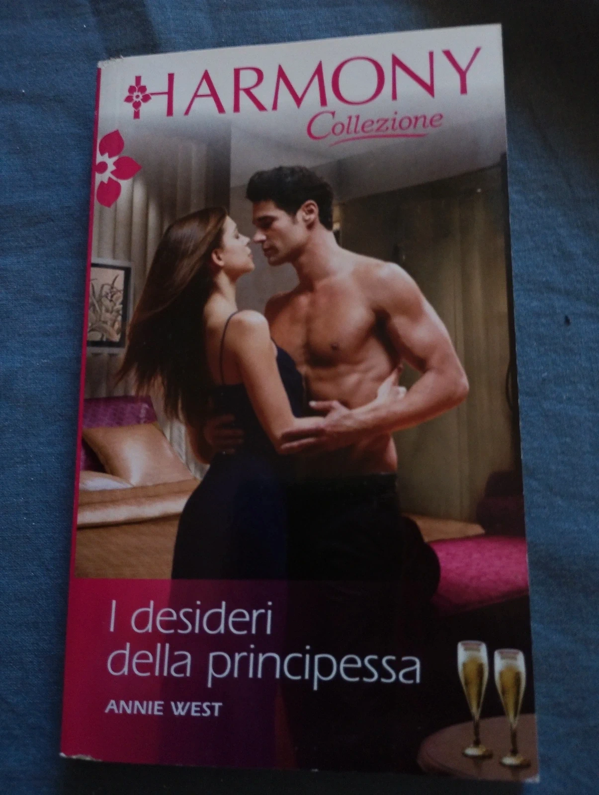 Libro "I desideri della principessa" - Annie West (Harmony Collezione)