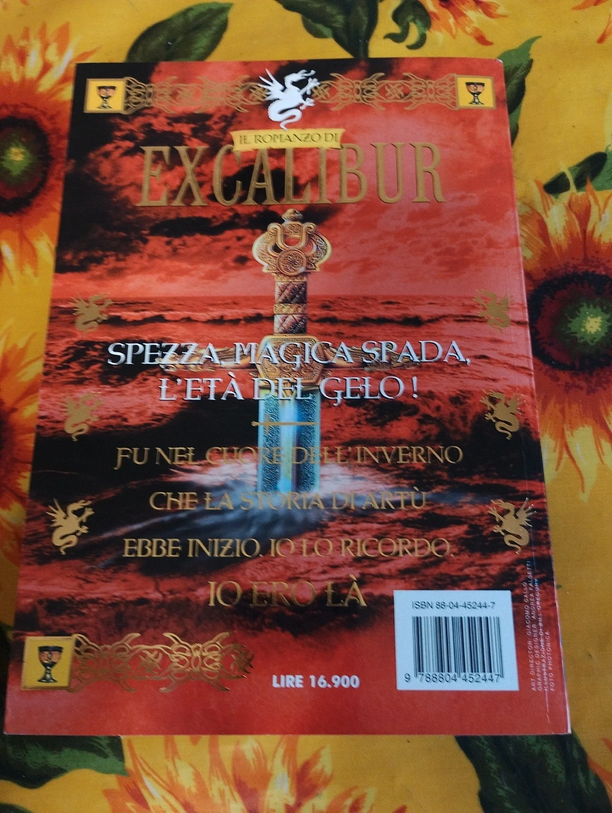 Il romanzo di Excalibur La spada Bernard Cornwell romanzo storico fantasy