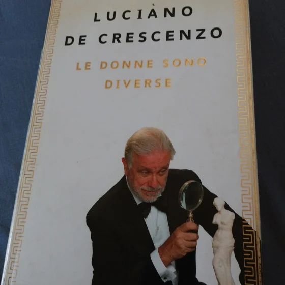 Le donne sono diverse Luciano De Crescenzo libro saggio umoristico