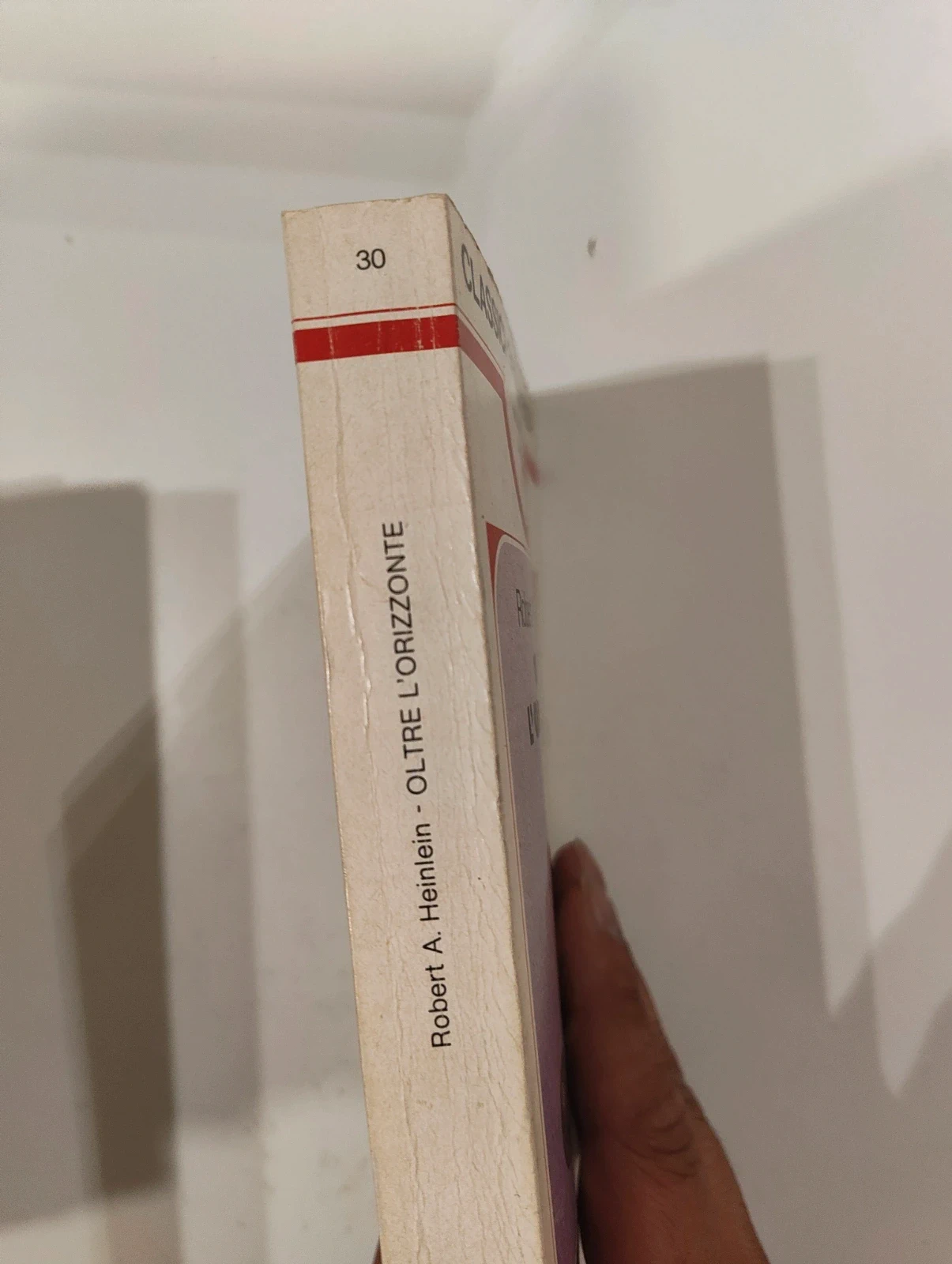 Urania Classici 30 Oltre l'orizzonte Robert A. Heinlein 1979