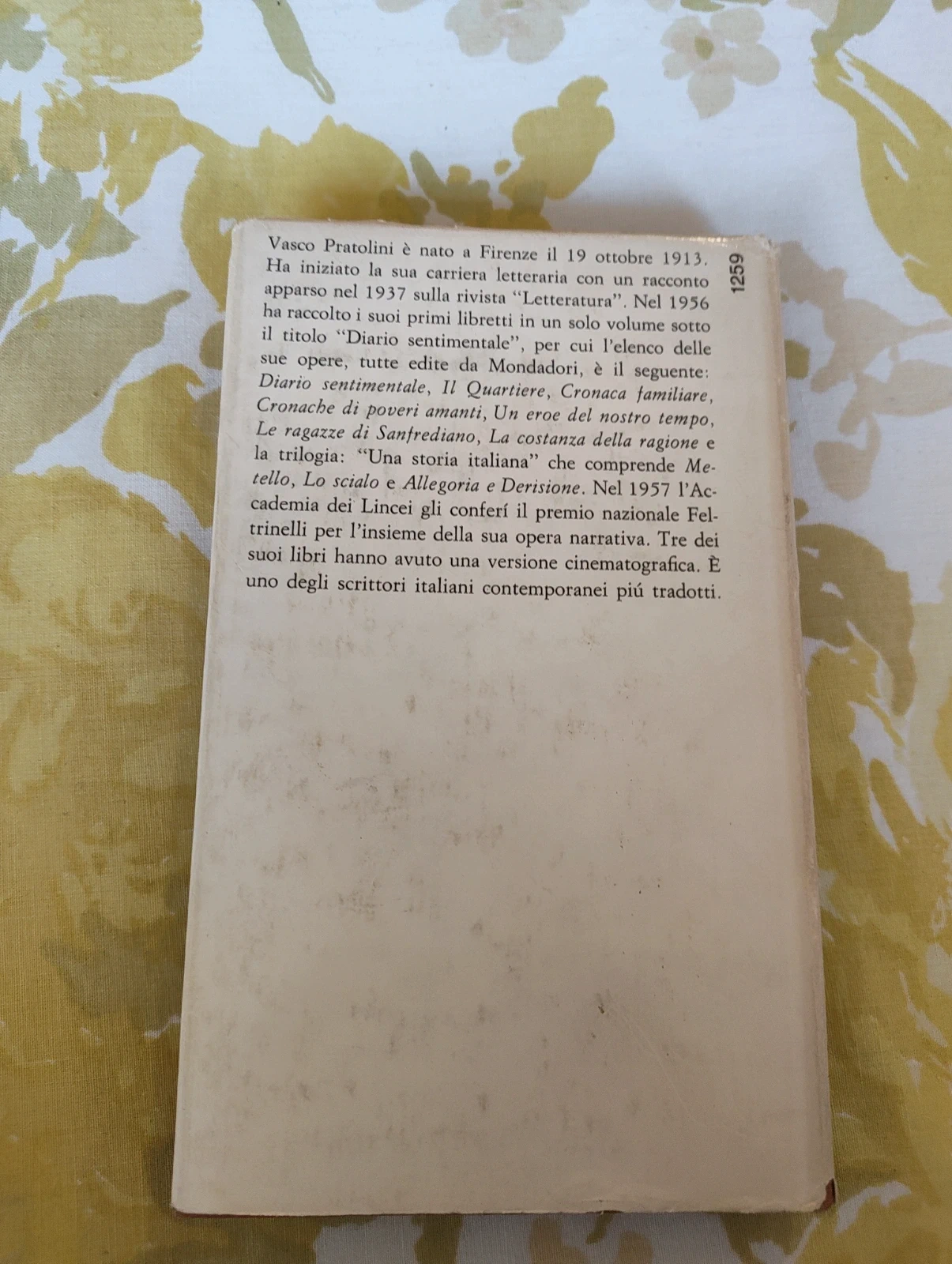 Le ragazze di Sanfrediano Vasco Pratolini Oscar 41 vintage Mondadori