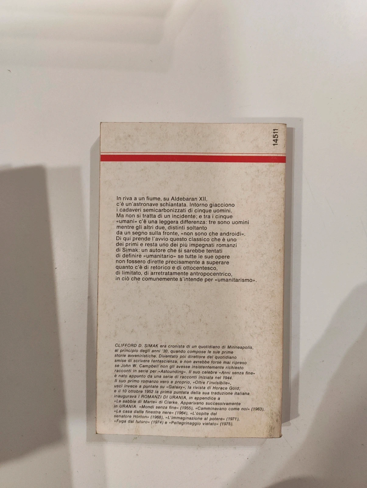 Urania Classici 9 Oltre l'invisibile Clifford D. Simak 1977